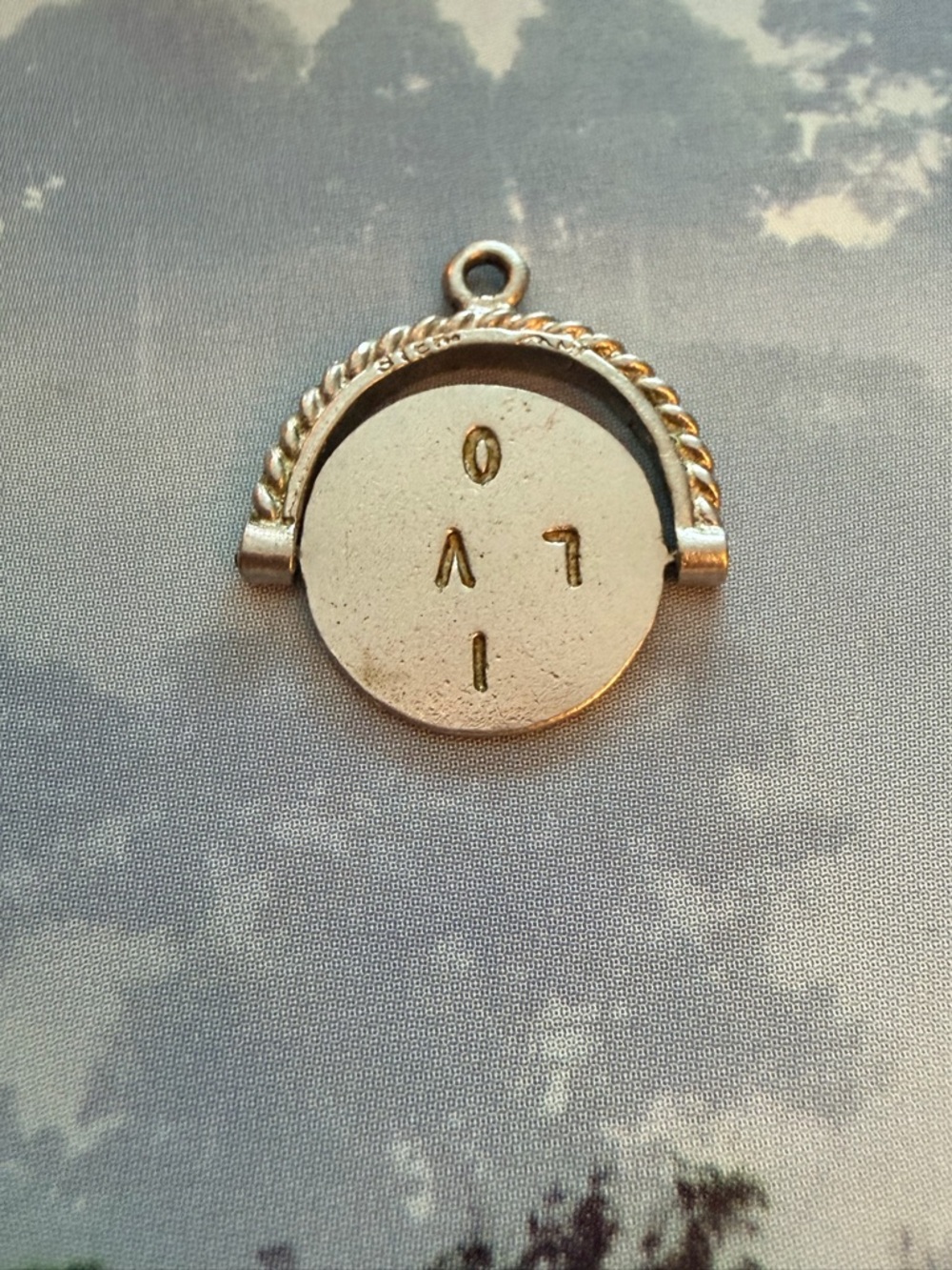 Sterling Silver- “I LOVE YOU” spinner Round Pendant Charm